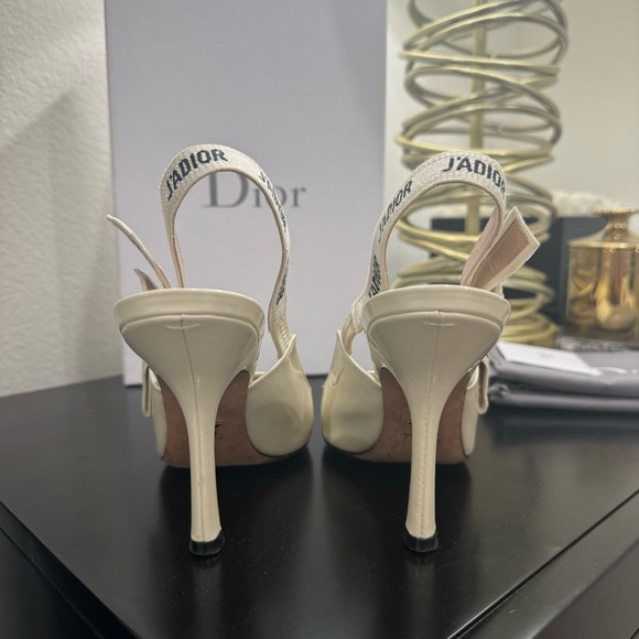 Christian Dior J'Adior Slingback Pump Patent Off White 37.5￼ - Picture 7 of 10